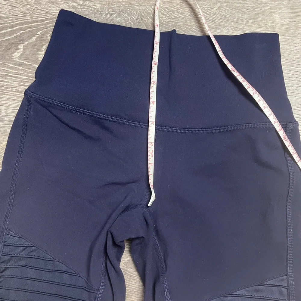 ALO Yoga alo blue